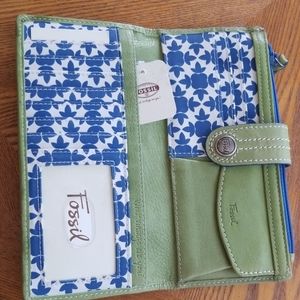 Fossil Leather Weekender Printed Clutch Blue Multi